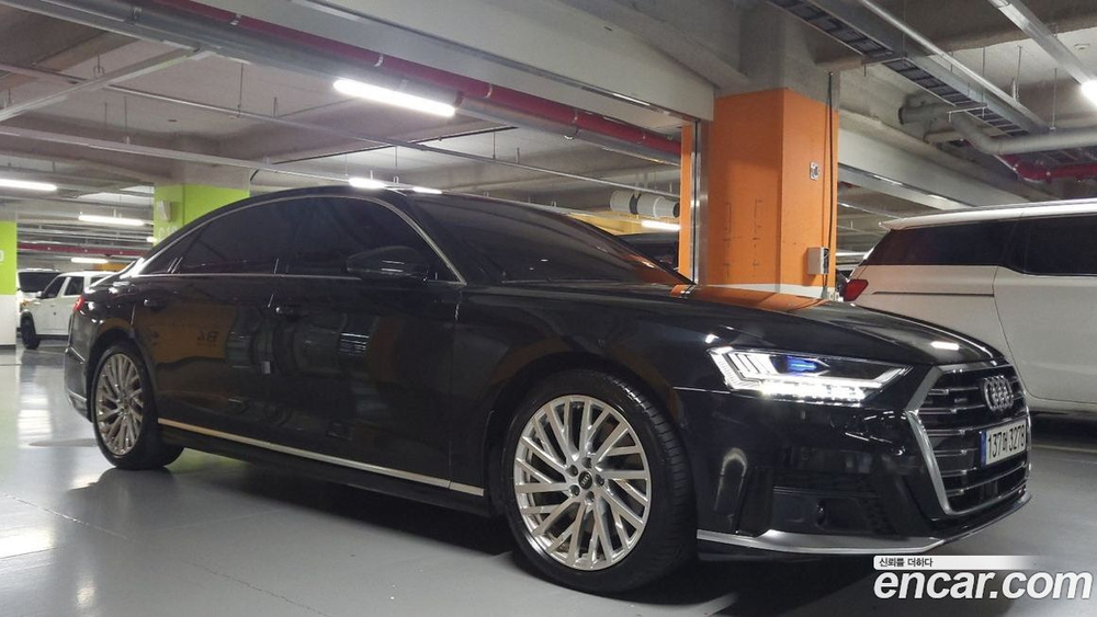 Audi A8 (D5) 55 TFSI Quattro LWB (12.2021)