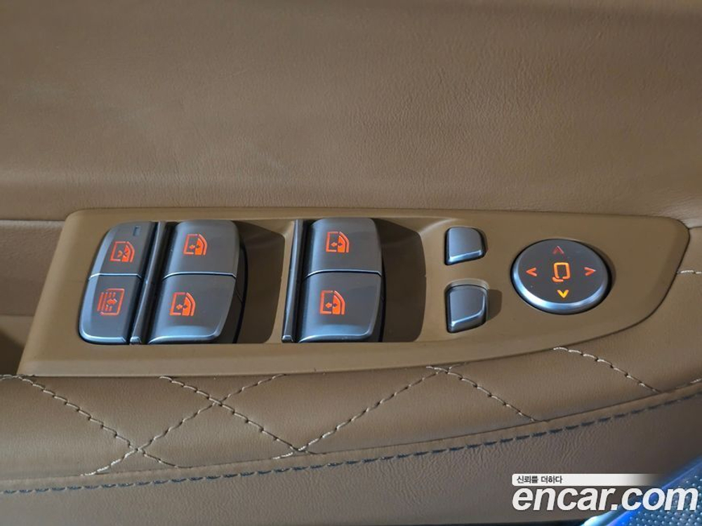 BMW 7 Series (G11) 740i M Sports (06.2022)