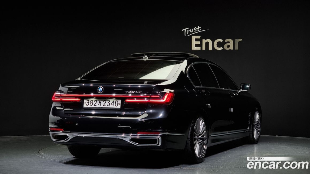 BMW 7 Series (G11) 740Ld xDrive Design Pure Excellence (09.2019)