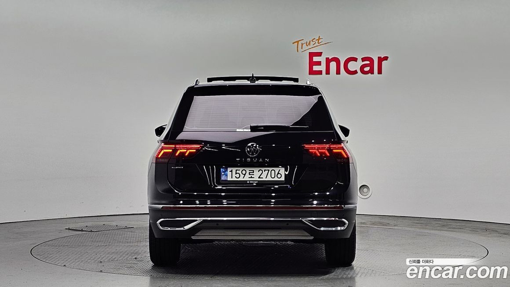 Volkswagen Tiguan Allspace 2.0 TSI Prestige (08.2023)