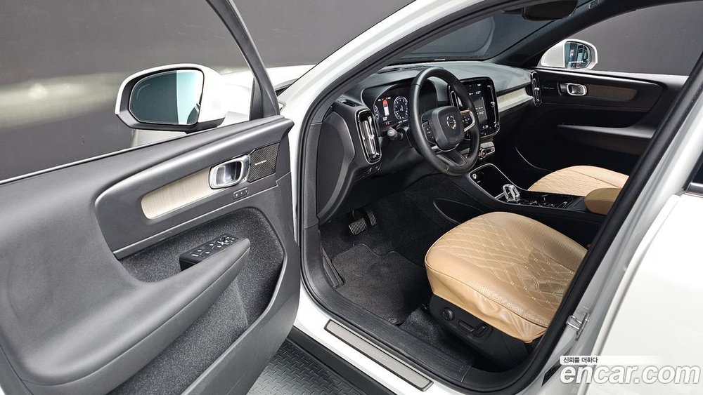 Volvo XC40 T4 Inscription (04.2020)