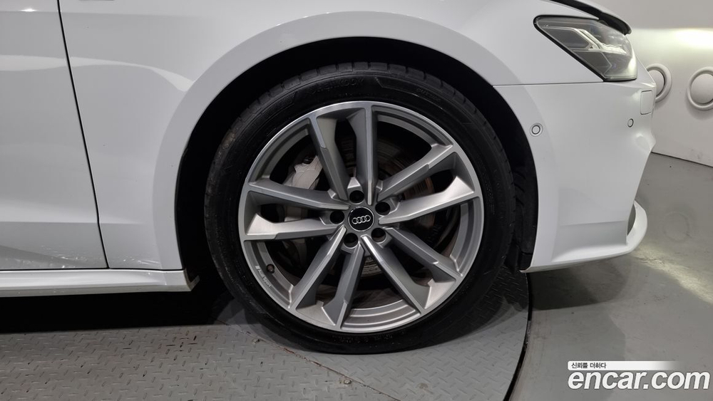 Audi A7 (4K) 55 TFSI Quattro Premium (12.2020)