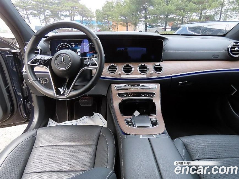 Mercedes-Benz E-Class W213 E250 Exclusive (04.2022)