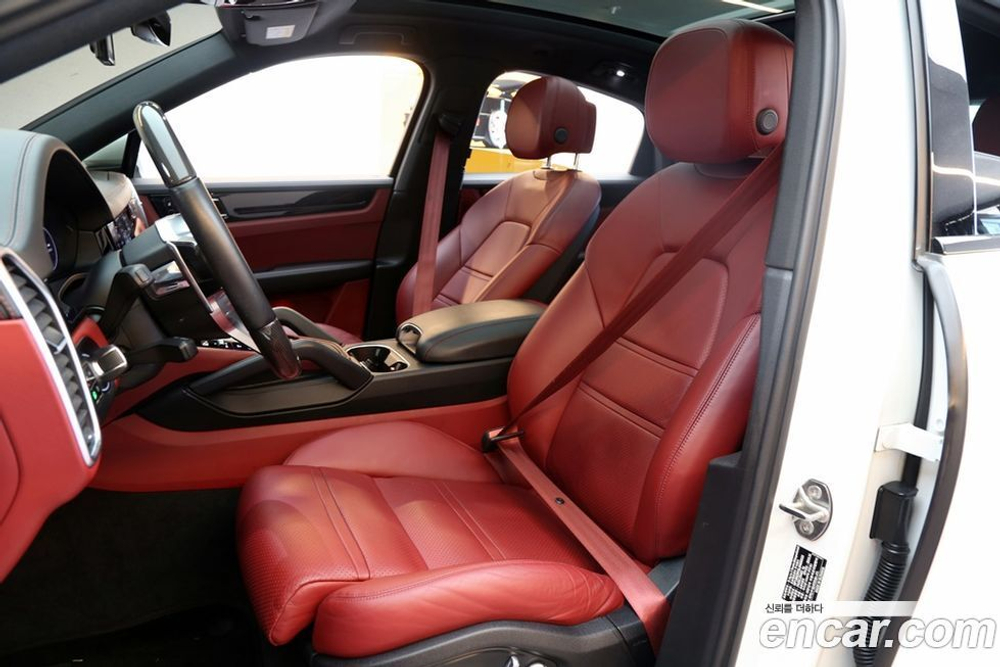 Porsche Cayenne (PO536) 3.0 Coupe (07.2020)