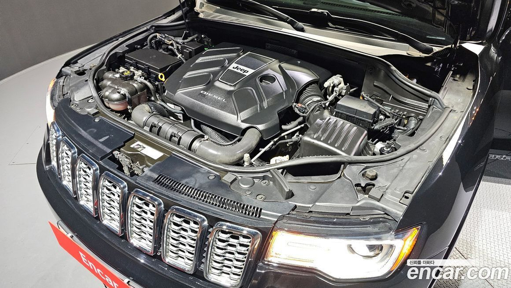 Jeep Grand Cherokee 3.0 Дизель Overland (11.2019)