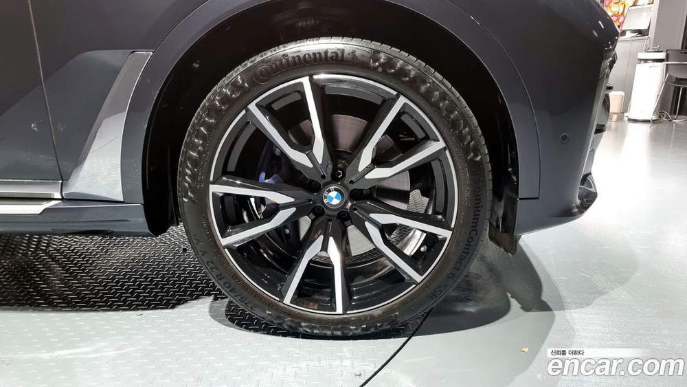 BMW X7 (G07) xDrive 40i M Sports 6-и местный (04.2022)