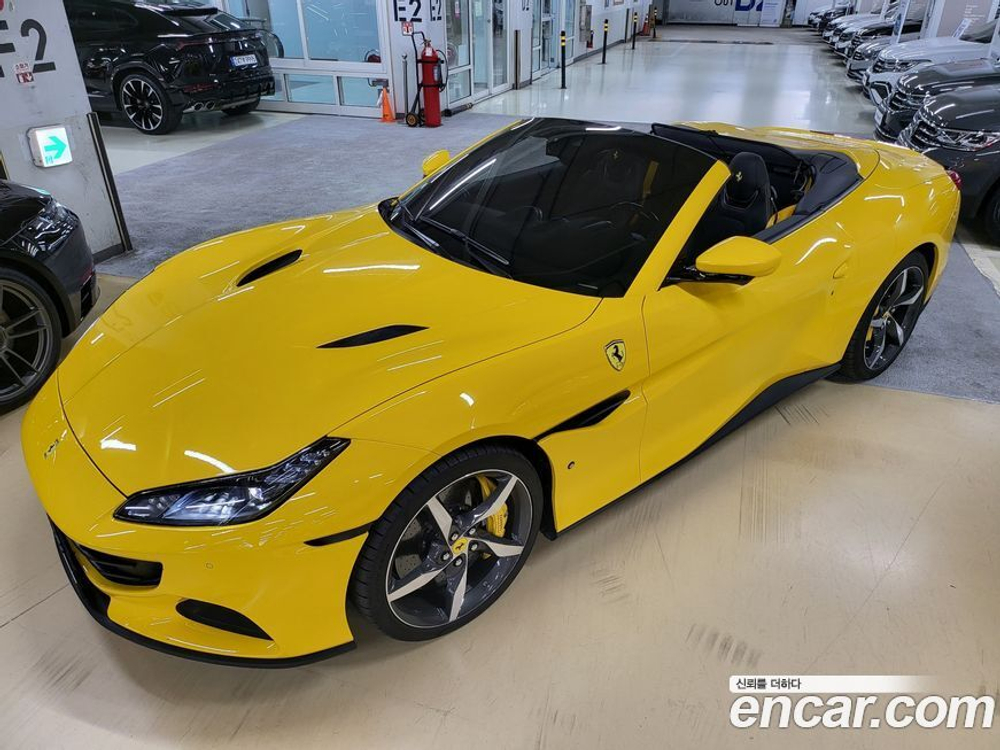 Ferrari Portofino M 3.9 V8 (10.2021)