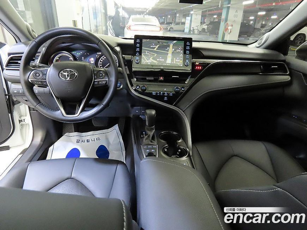 Toyota Camry (XV70) 2.5 XSE Hybrid (10.2021)
