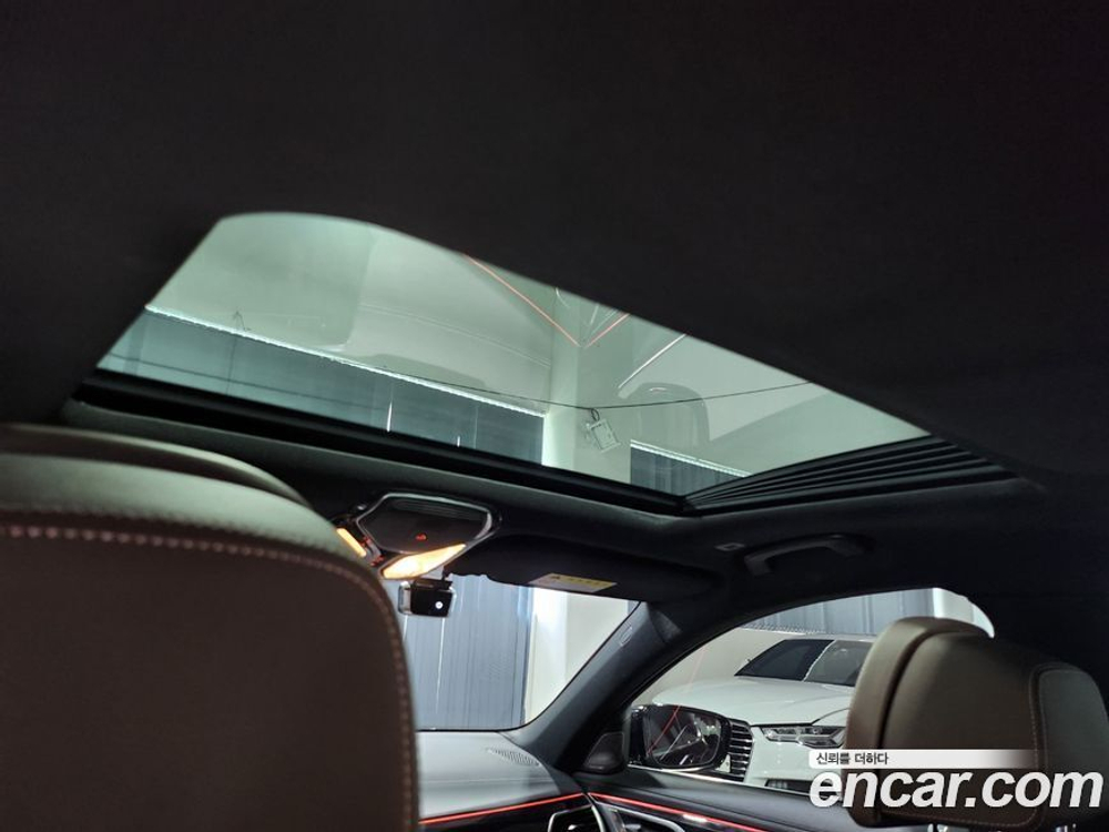 BMW 7 Series (G11) 740i M Sports (05.2020)