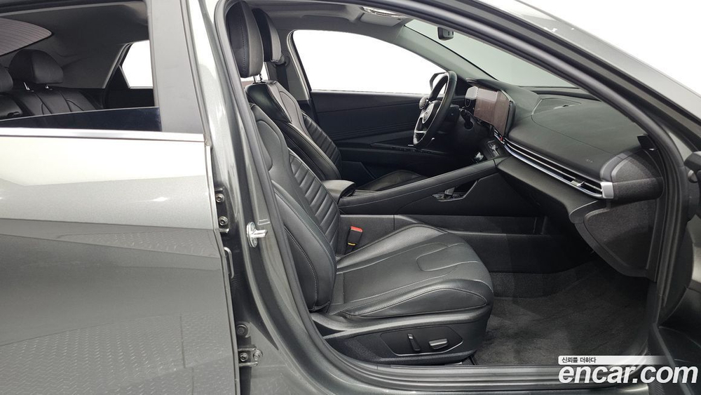 Hyundai Avante Hybrid (CN7) Inspiration (09.2022)