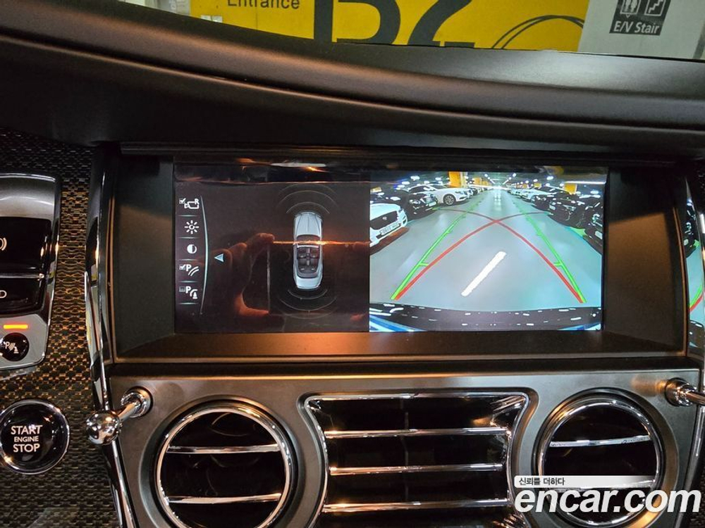 Rolls-Royce Dawn 6.6 V12 Черный Badge (06.2020)