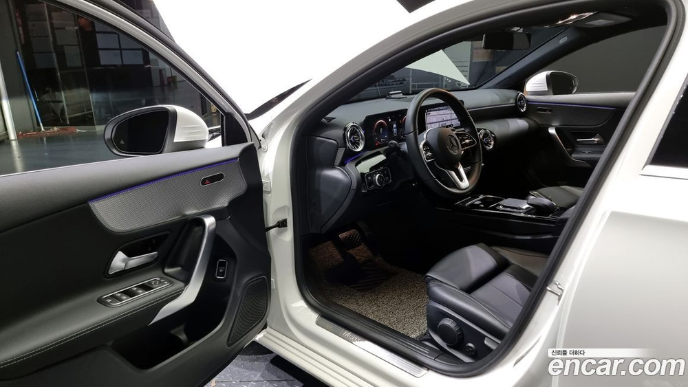 Mercedes-Benz A-Class W177 A220 Sedan (03.2022)
