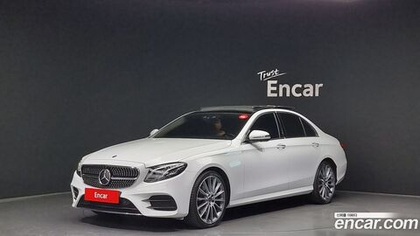 Mercedes-Benz E-Class W213 E350 4MATIC AMG Line (10.2019)