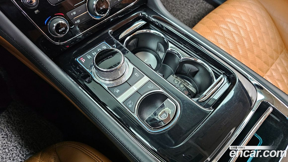 Jaguar All New XJ 3.0 SC AWD Portfolio LWB (08.2019)
