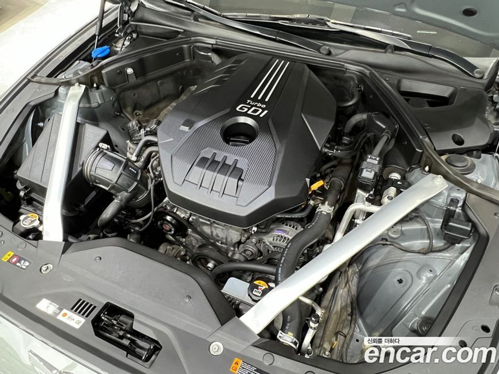 Genesis G70 2.0T AWD (03.2020)
