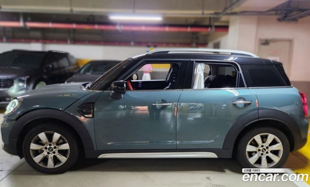 Mini Cooper Countryman Classic (09.2021)