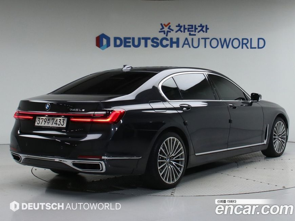 BMW 7 Series (G11) 745Le i퍼포먼스 Design Pure Excellence (11.2020)