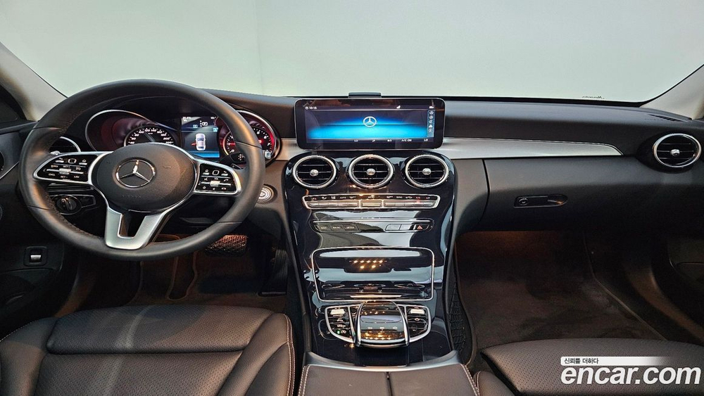 Mercedes-Benz C-Class W205 C200 Avangarde (06.2020)