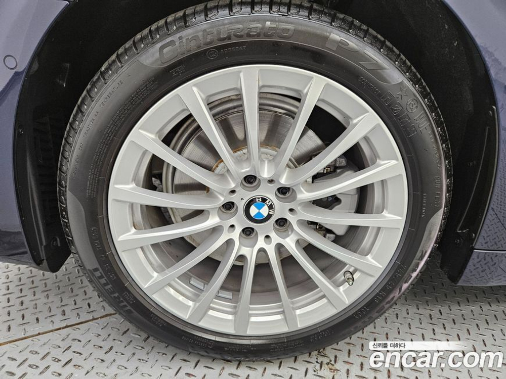 BMW 5 Series (G30) 520i Luxury (12.2019)
