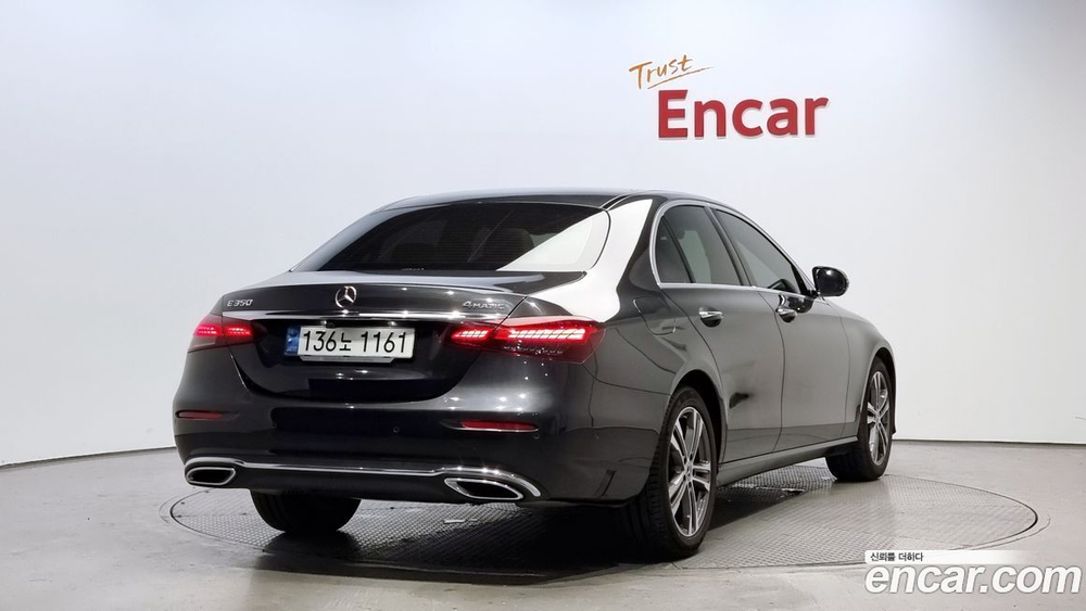 Mercedes-Benz E-Class W213 E350 4MATIC Avangarde (03.2021)