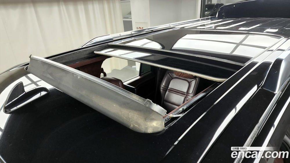 Lincoln Navigator 3.5L Черный 레이블 (07.2020)
