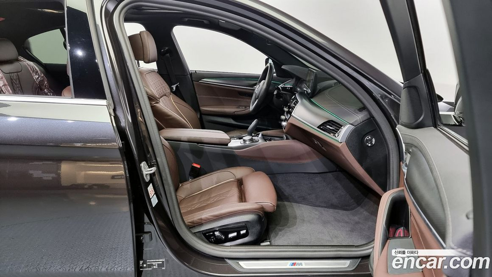 BMW 5 Series (G30) 523d M Sports (11.2022)