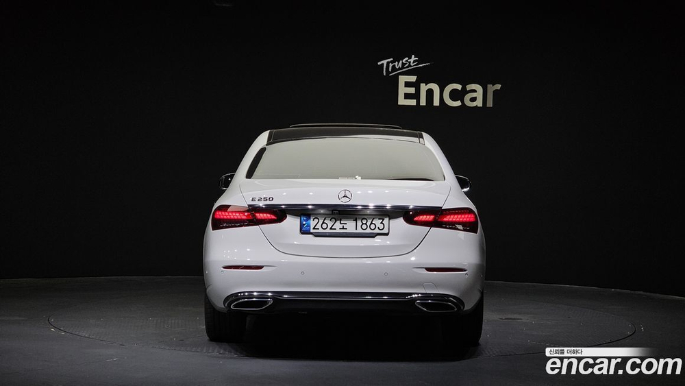 Mercedes-Benz E-Class W213 E250 Avangarde (12.2020)