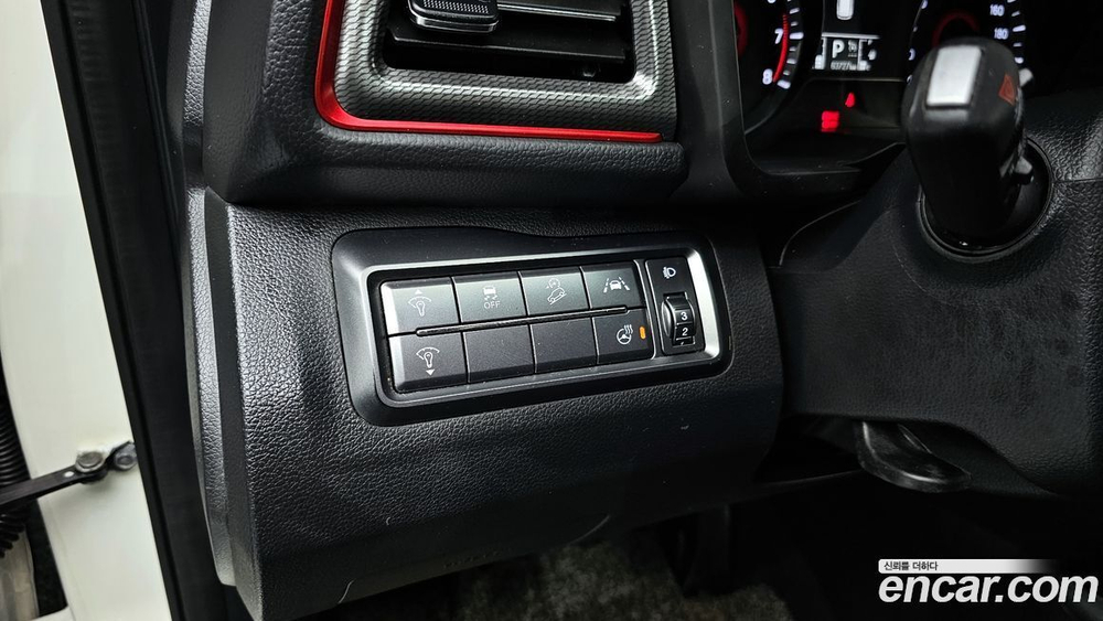 KG Mobility (Ssangyong) Very New Tivoli Бензин 1.5 2WD (05.2021)