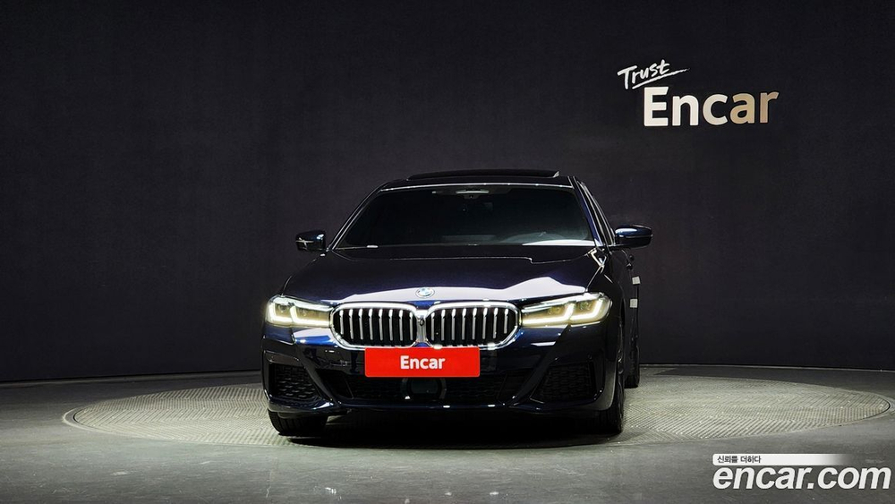 BMW 5 Series (G30) 520i M Sports (10.2021)