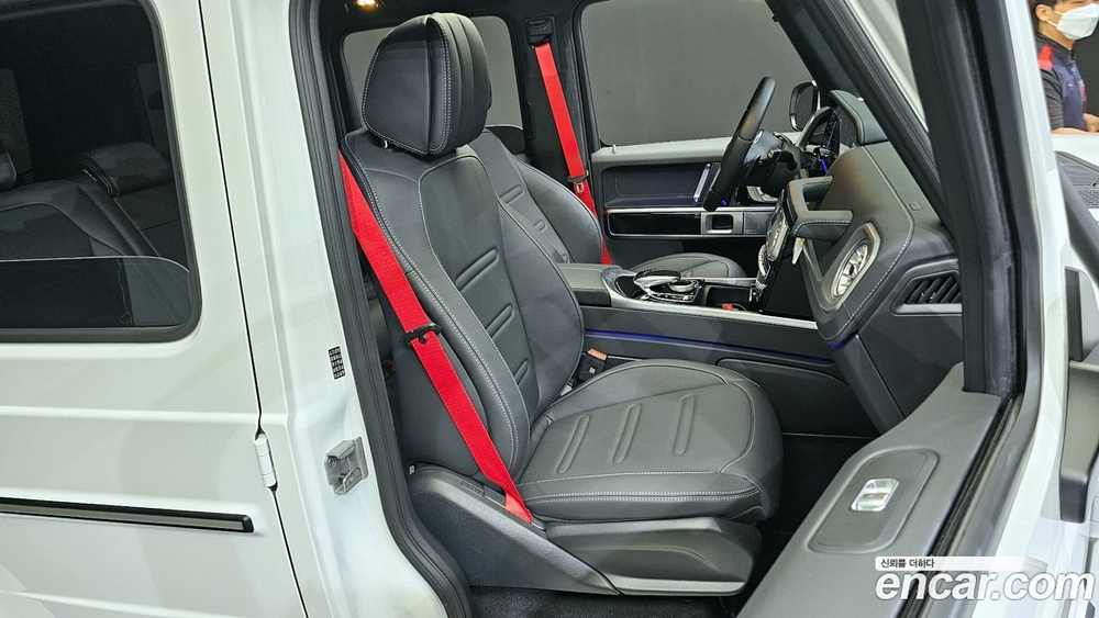 Mercedes-Benz G-Class W463b G400 d (01.2024)