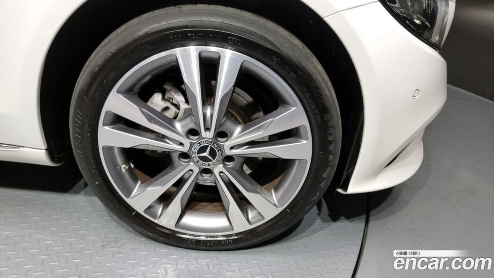 Mercedes-Benz C-Class W205 C220 d 4MATIC (08.2021)
