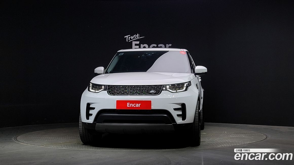 Land Rover Discovery 5 2.0 SD4 SE (10.2019)