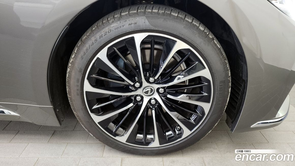 Lexus LS500 5 Generation 3.5 Luxury AWD (04.2022)