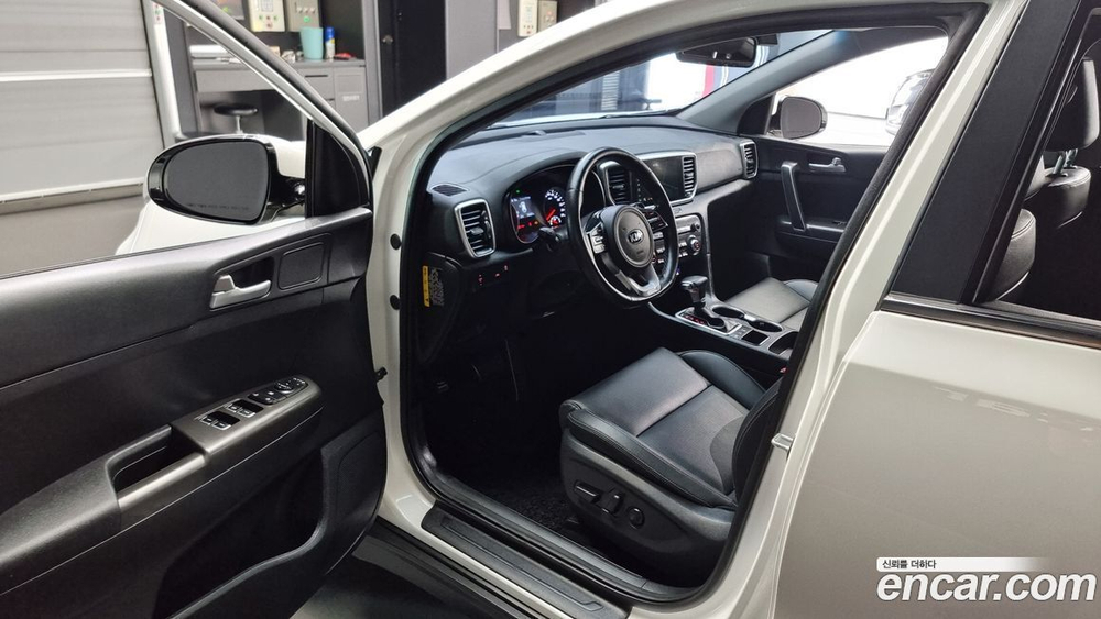 Kia Sportage The Bold Дизель 2.0 4WD (10.2019)
