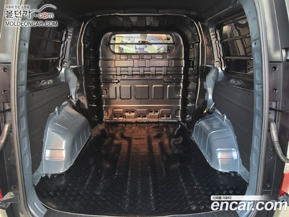 Hyundai Staria Cargo 5인승 (09.2022)
