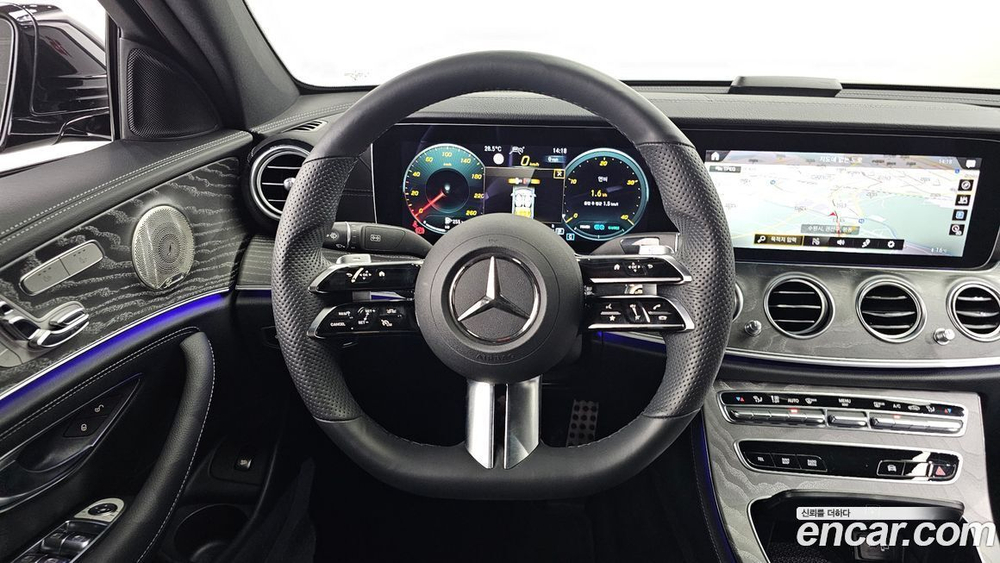 Mercedes-Benz E-Class W213 E350 4MATIC AMG Line (05.2022)