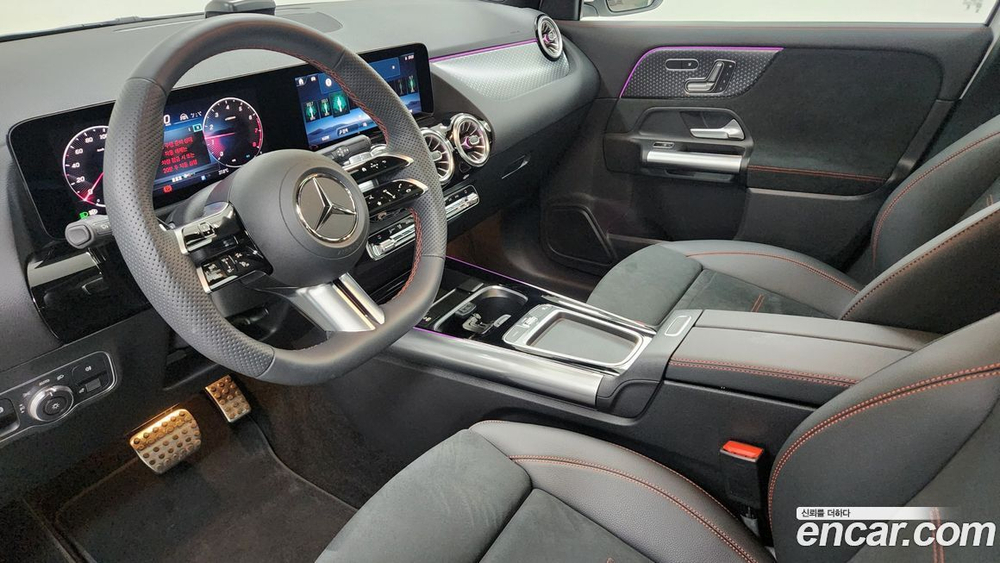 Mercedes-Benz GLA-Class H247 GLA250 4MATIC (02.2024)