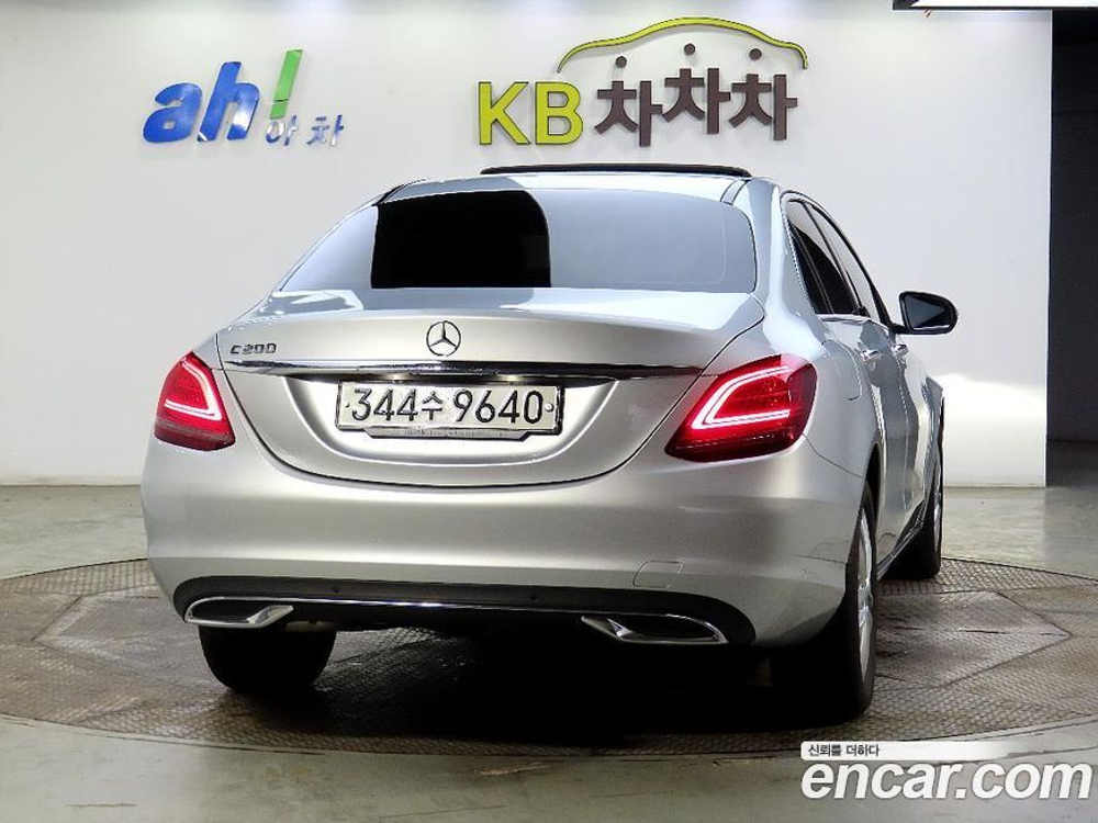 Mercedes-Benz C-Class W205 C200 Avangarde (06.2020)