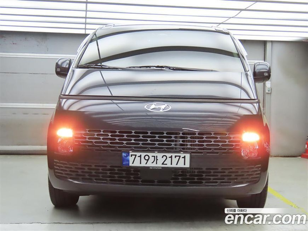 Hyundai Staria Tourer 11-и местный (03.2023)