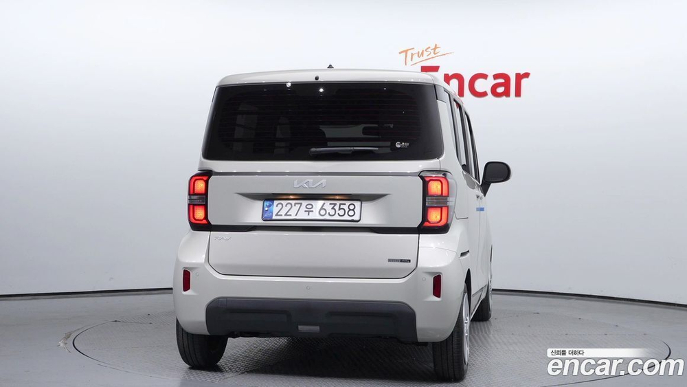 Kia The New Kia Ray Van (02.2023)