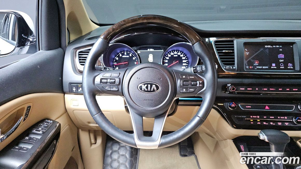 Kia The New Carnival (Sedona) Бензин 9-и местный Noblesse Special (03.2020)