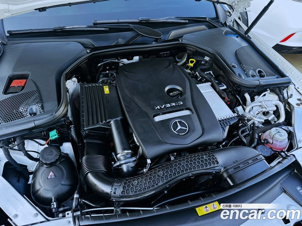 Mercedes-Benz E-Class W213 E300e 4MATIC Exclusive (02.2021)