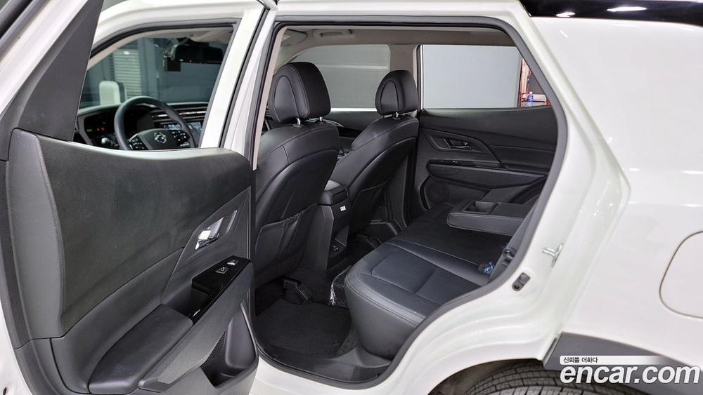 KG Mobility (Ssangyong) Beautiful Korando Бензин 1.5 2WD C7 (06.2022)