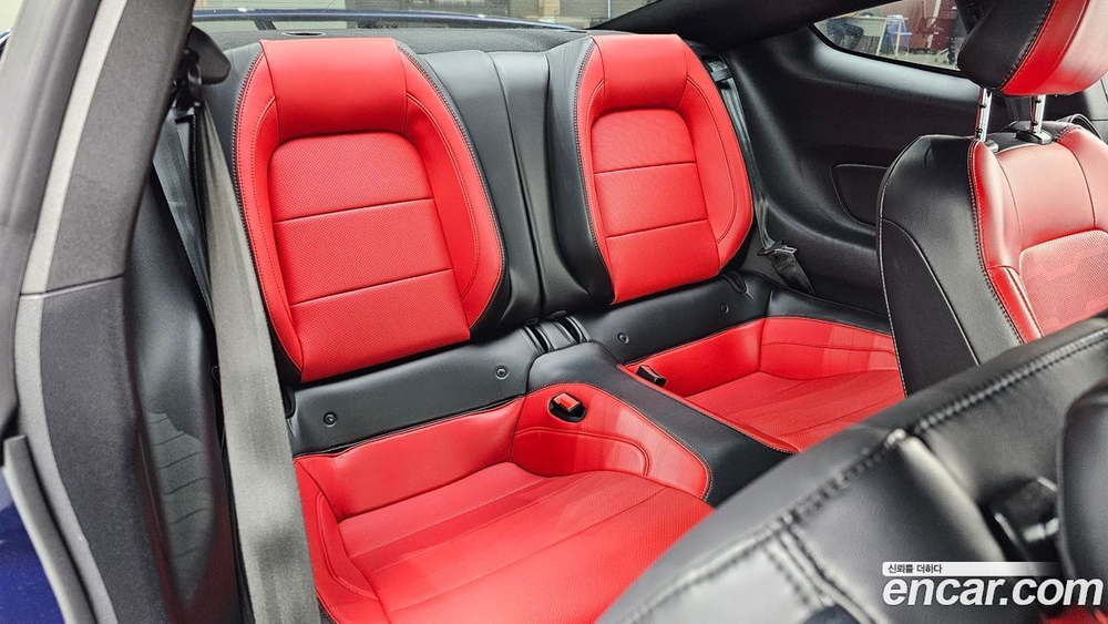 Ford Mustang Coupe (08.2020)