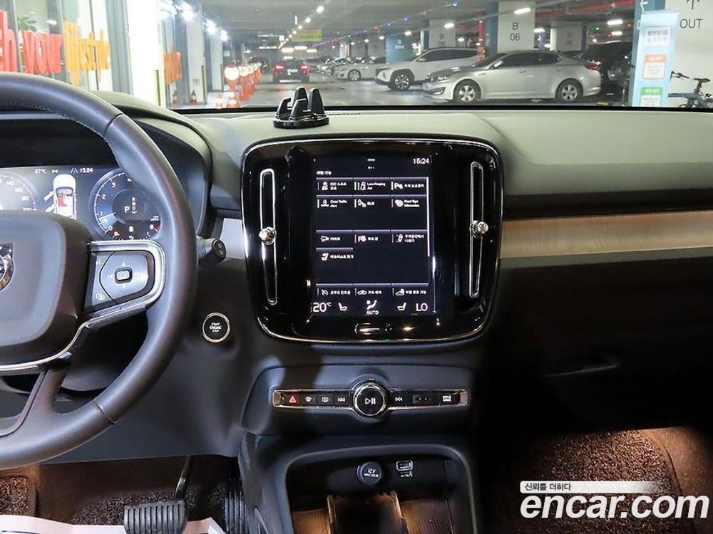 Volvo XC40 B4 Inscription (11.2021)