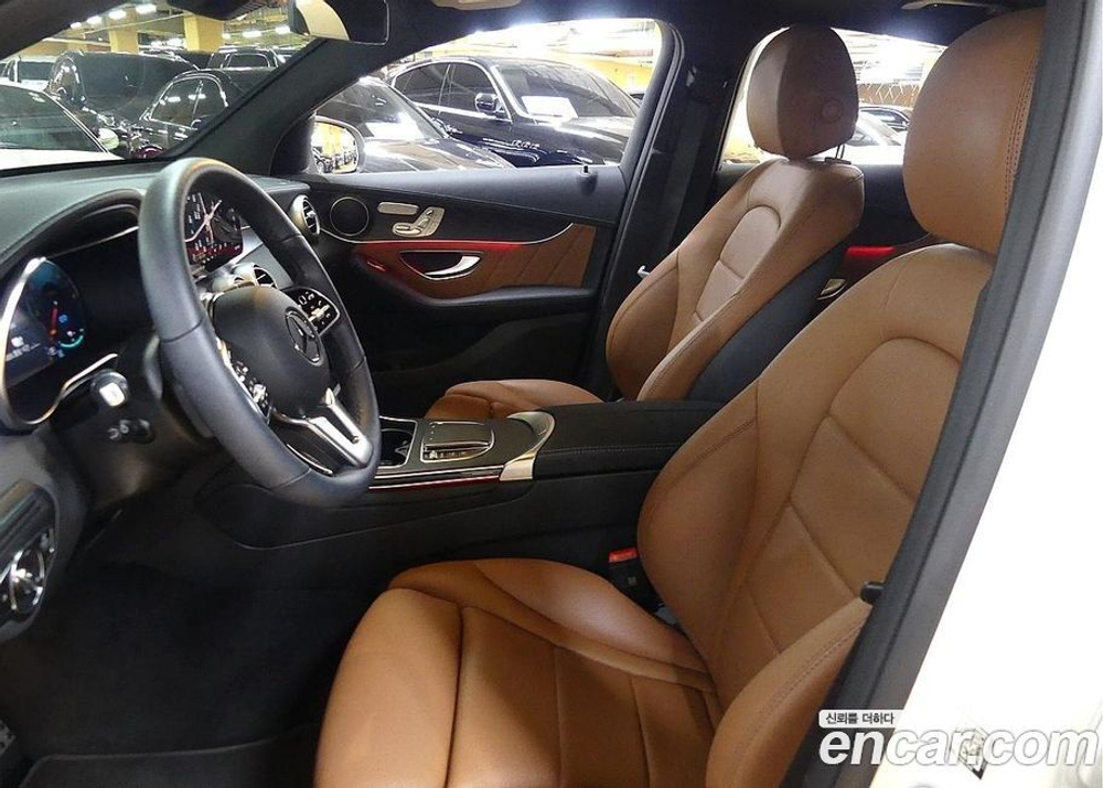 Mercedes-Benz GLC-Class X253 GLC300e 4MATIC Coupe (04.2023)