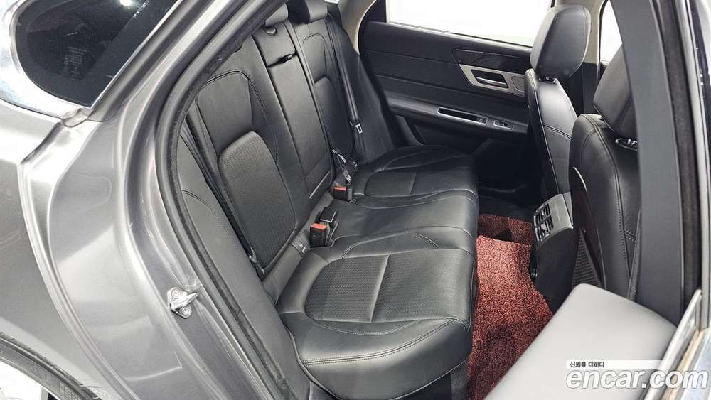 Jaguar XF (X260) 20d Prestige (10.2019)