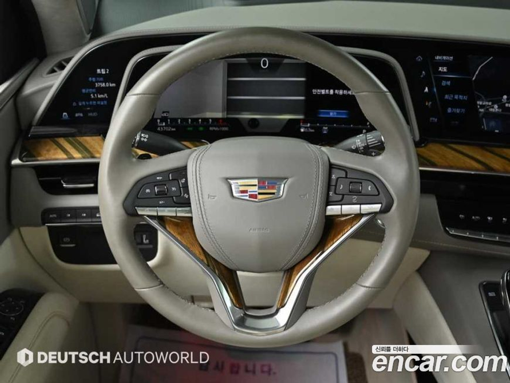 Cadillac Escalade 5 Generation 6.2 (08.2021)