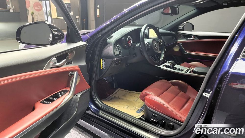 Kia Stinger 2.0 Turbo AWD (11.2019)