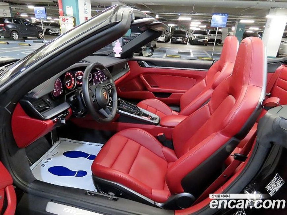 Porsche 911 (992) Carrera 4 Cabriolet (06.2020)